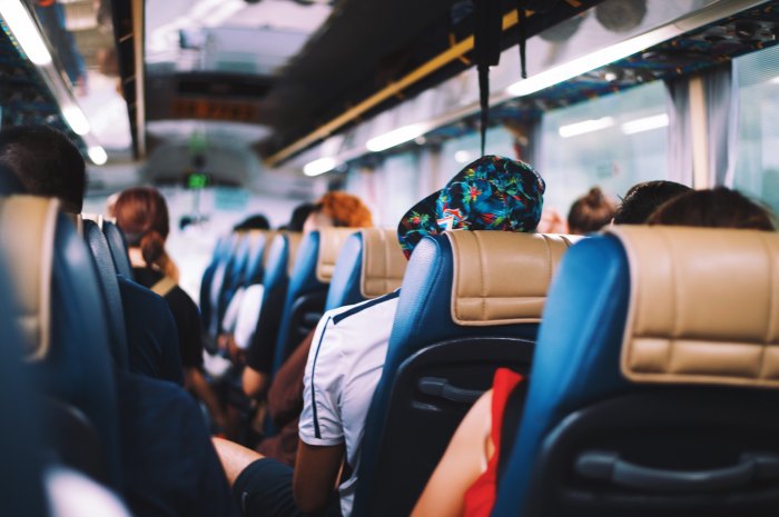 Transport public using travelling tips travel safely