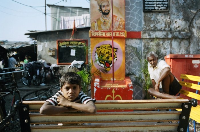 Photography street mumbai eric kim gold raphael india traveling photographer while shoot camera articles books imploding trade composition meet favourite